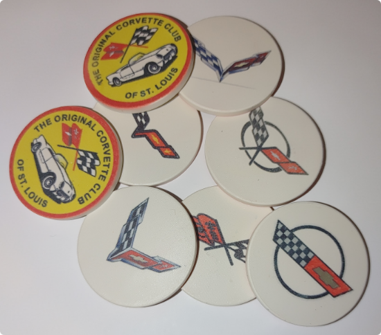 Set of 8 Emblems Poker Chips